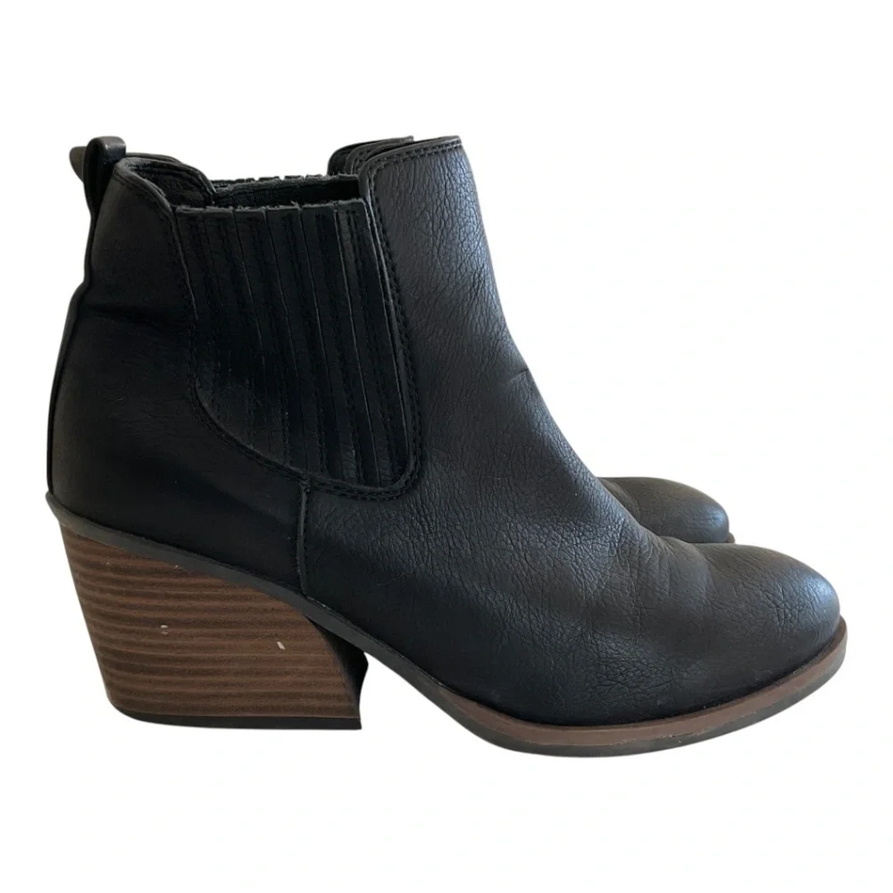 KORKS Hadley Leather Ankle Boots‎